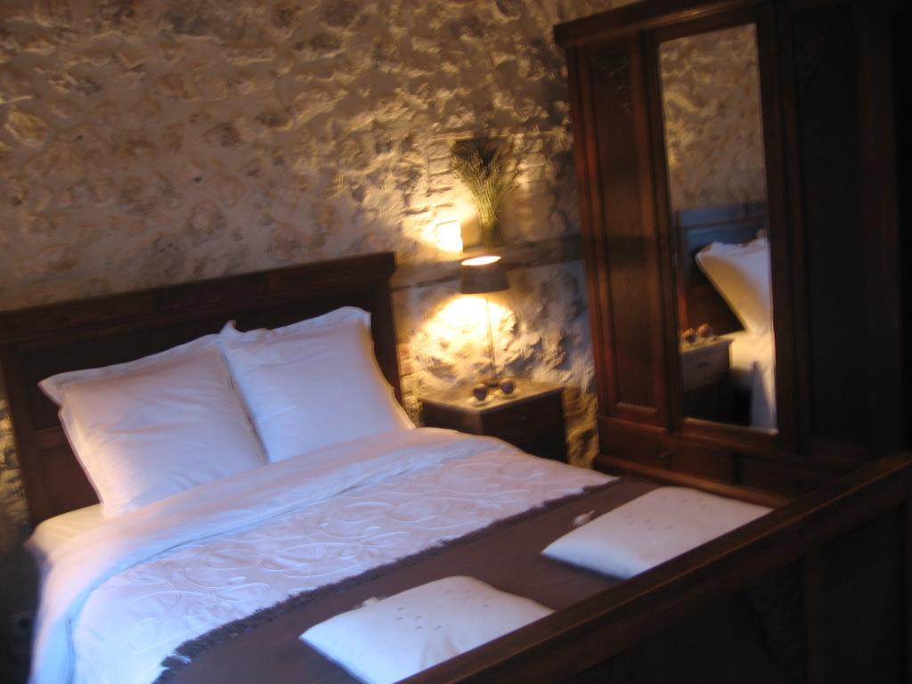 Bed and Breakfast Moulin Mariman Алан Номер фото